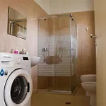 Apartman Gjiri I Lalzit - Lura 2 - Leta's