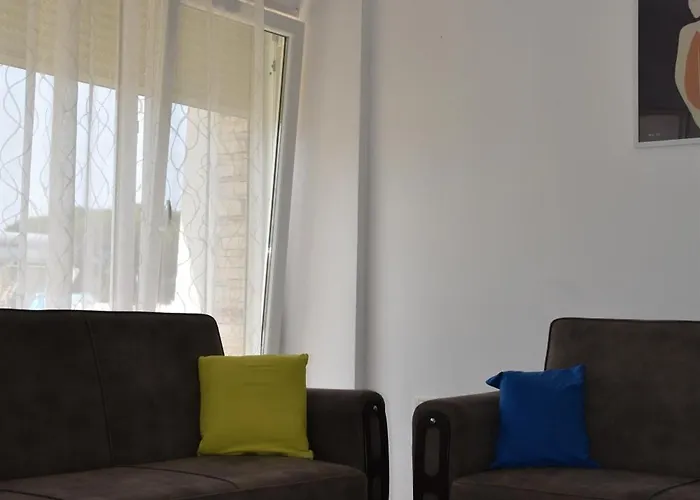 아파트 Leta's Apartments, Vacation