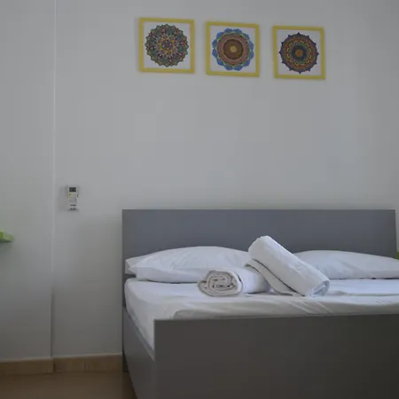 Gjiri I Lalzit - Lura 2 - Leta's Daire *