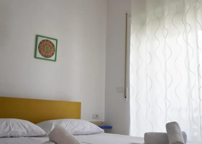 Leta's Apartments, Vacation